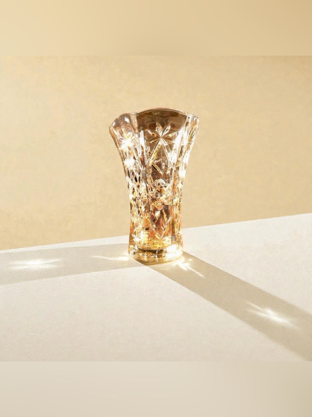 Vintage Crystal Vase w/ Flower Engravings. Clear Crystal. 9.5”/ 6” / 3” - Picture 5 of 7